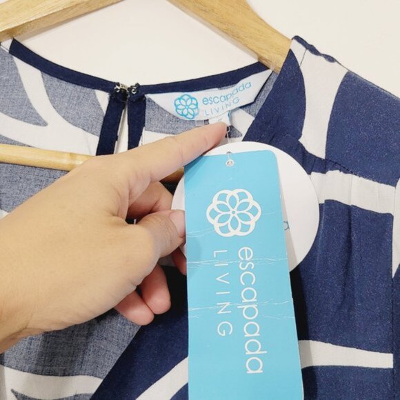 Escapada Living Romper Shorts One Piece Jumper Navy Blue White Tide S New - Picture 5 of 12